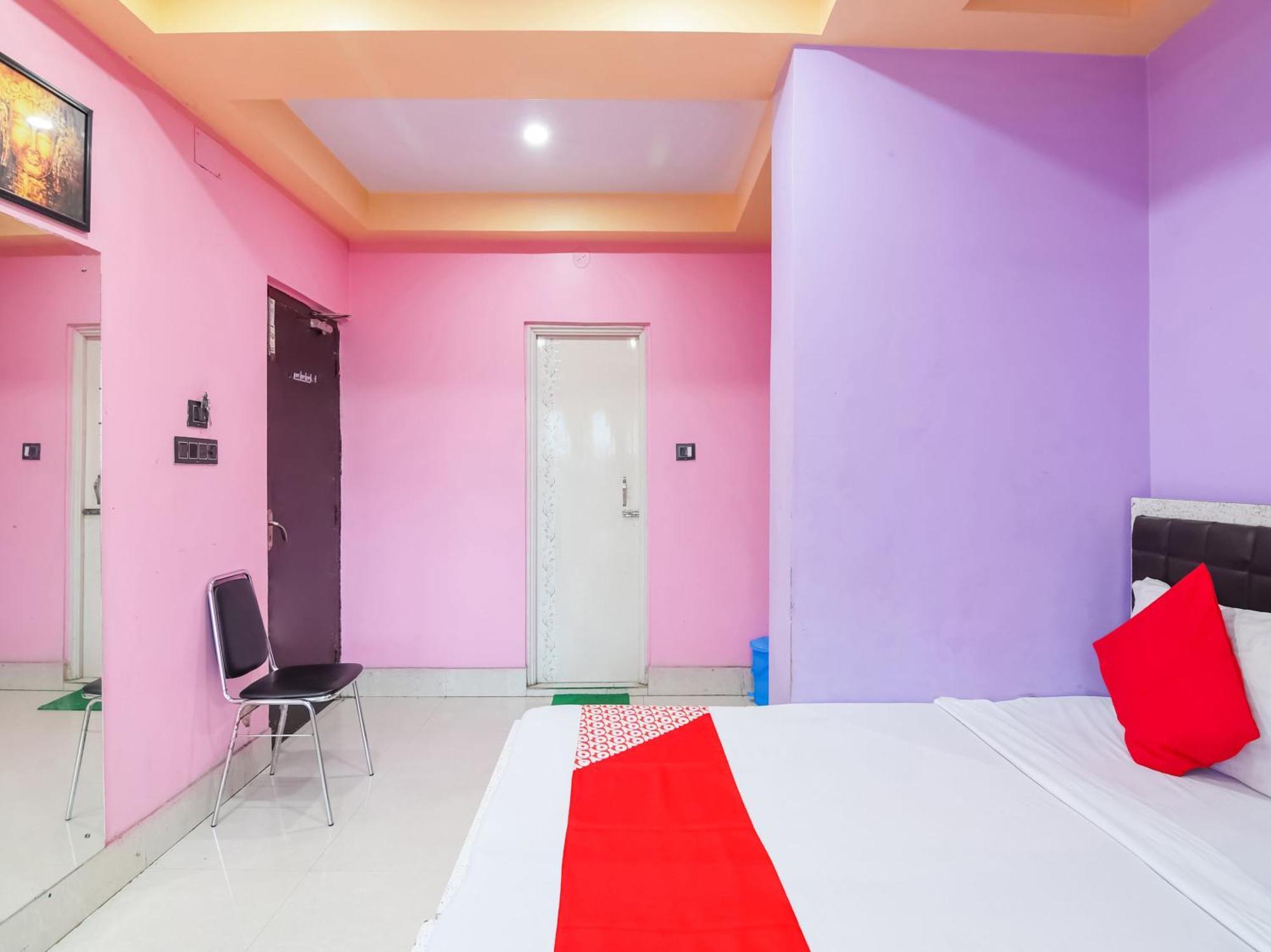 Oyo Flagship Hotel Red Velvet Hugli-Chinsurah Buitenkant foto