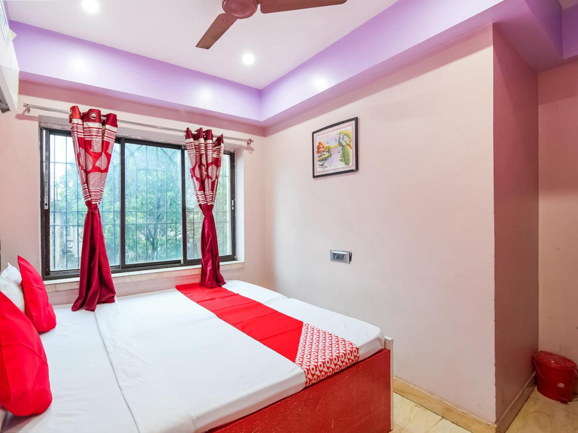 Oyo Flagship Hotel Red Velvet Hugli-Chinsurah Buitenkant foto