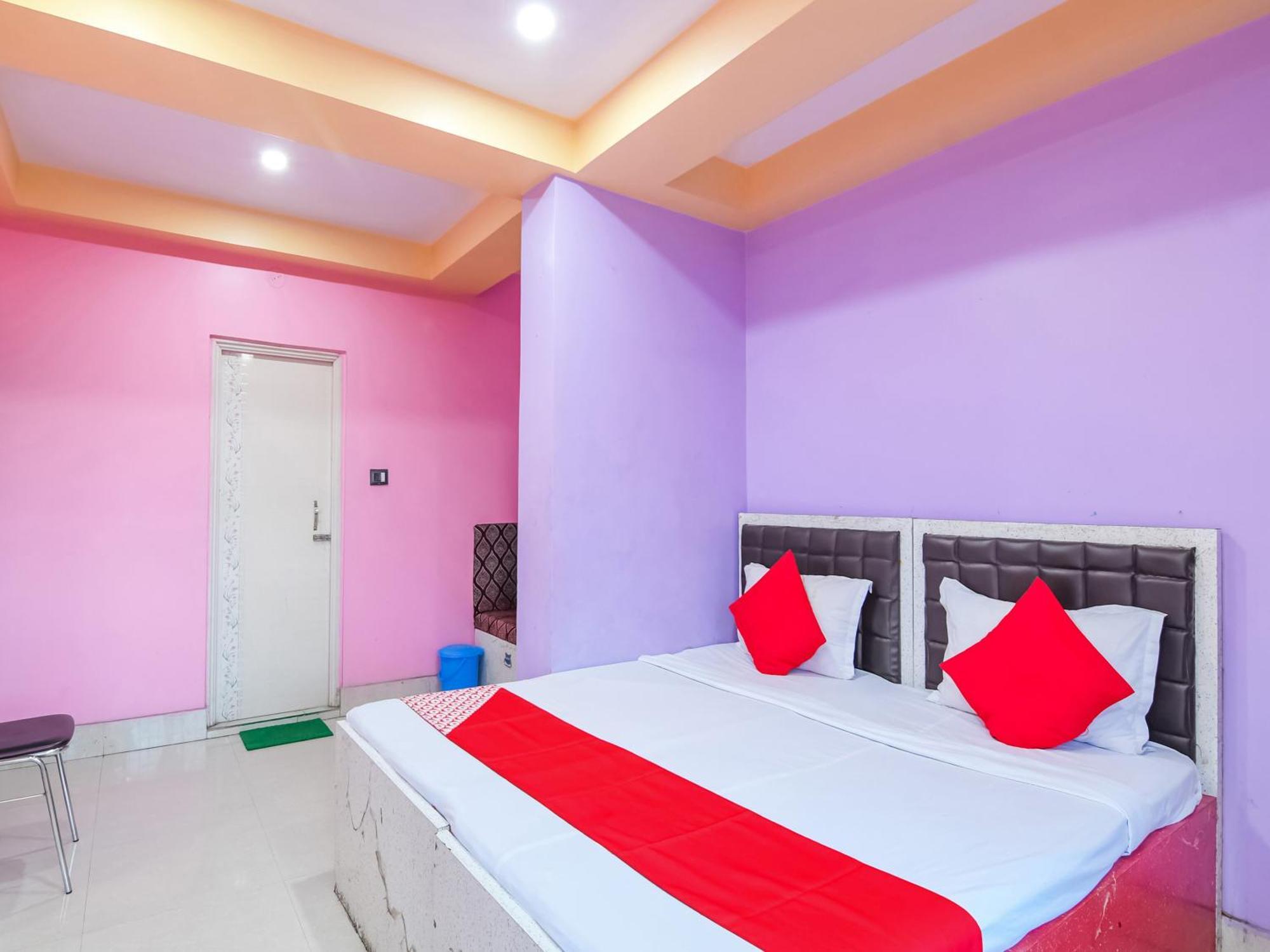 Oyo Flagship Hotel Red Velvet Hugli-Chinsurah Buitenkant foto