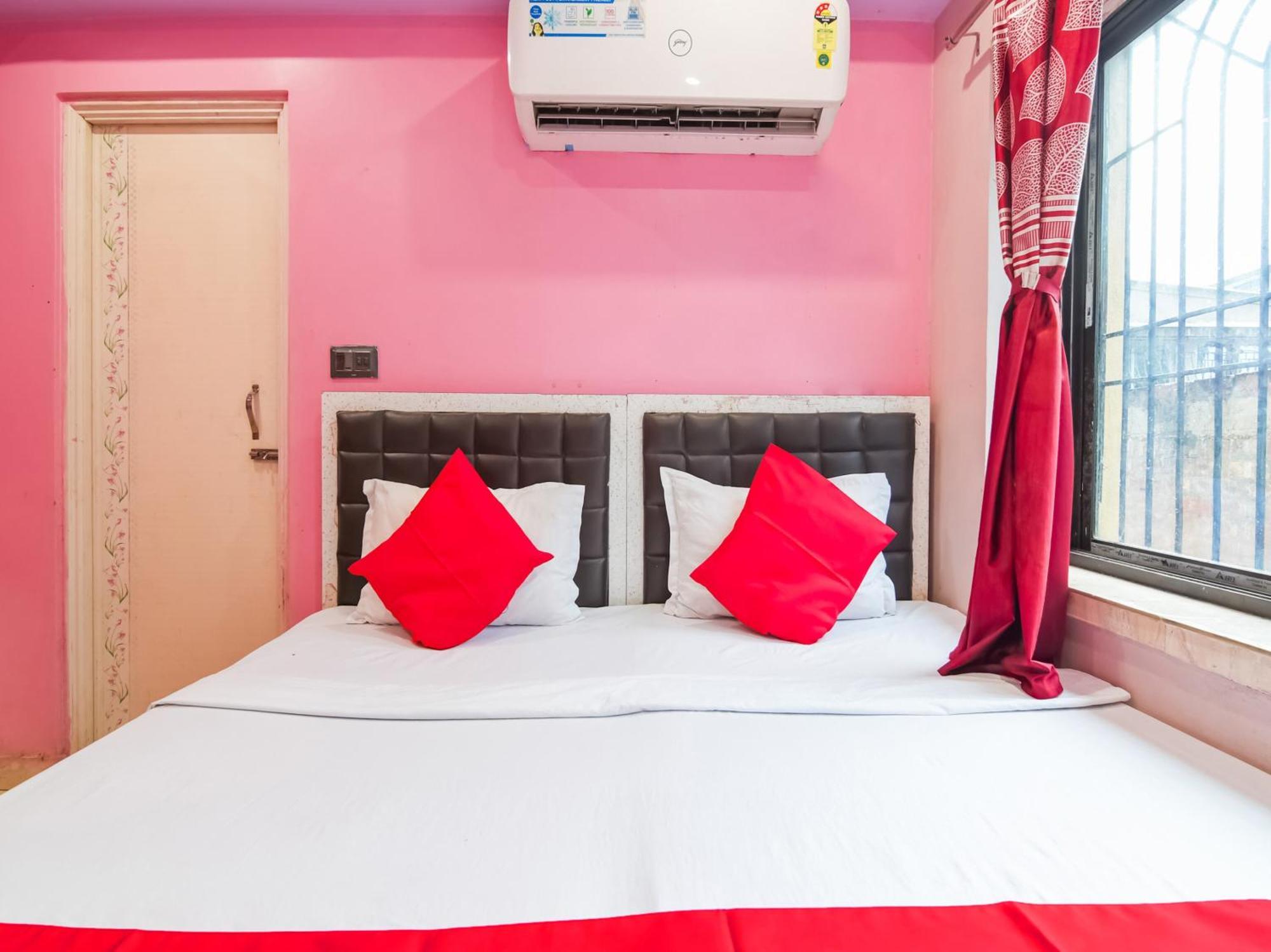 Oyo Flagship Hotel Red Velvet Hugli-Chinsurah Buitenkant foto